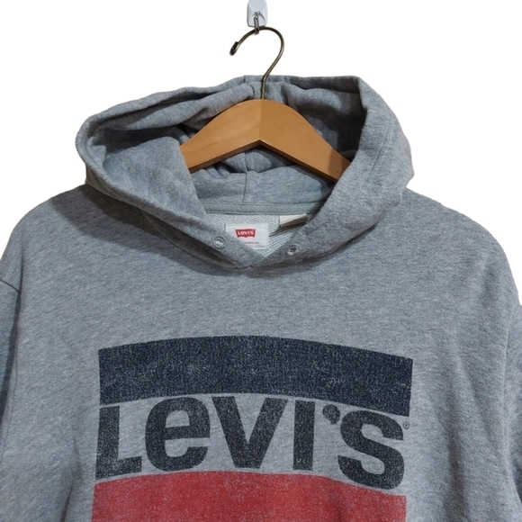 Levi's men's hoodie size medium with hood no draw string in hood great shape - Picture 4 of 10